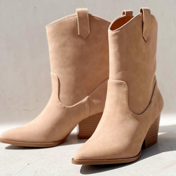NEW Tan Distress Nubuck Faux Leather Pointy Toe Block Heel Western Ankle Boots - Picture 3 of 11